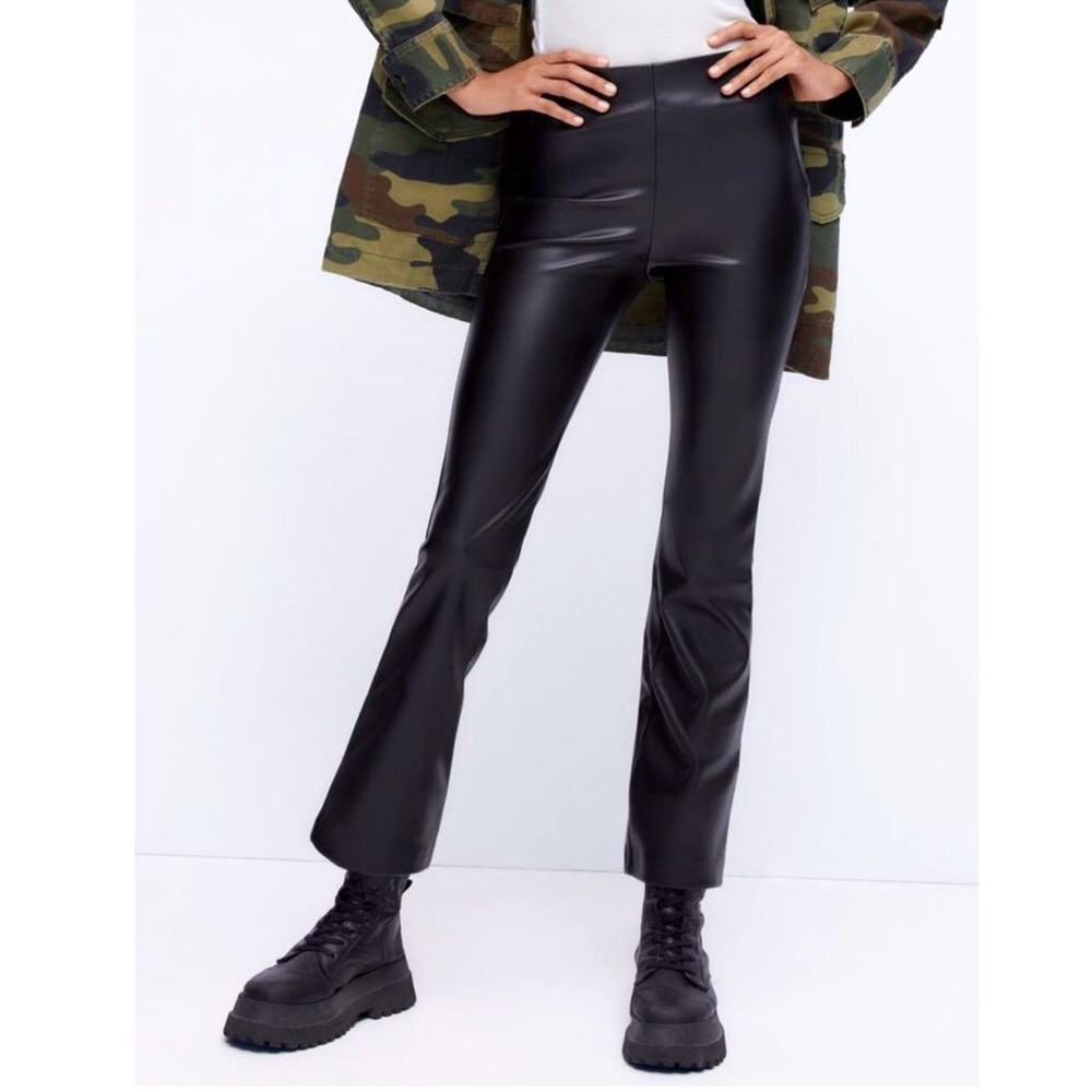 NWT Zara Faux Leather Mini Flare Pants in Black Size XS